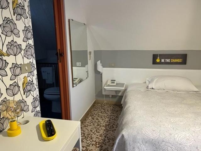 Hotel Astor Modena Ngoại thất bức ảnh